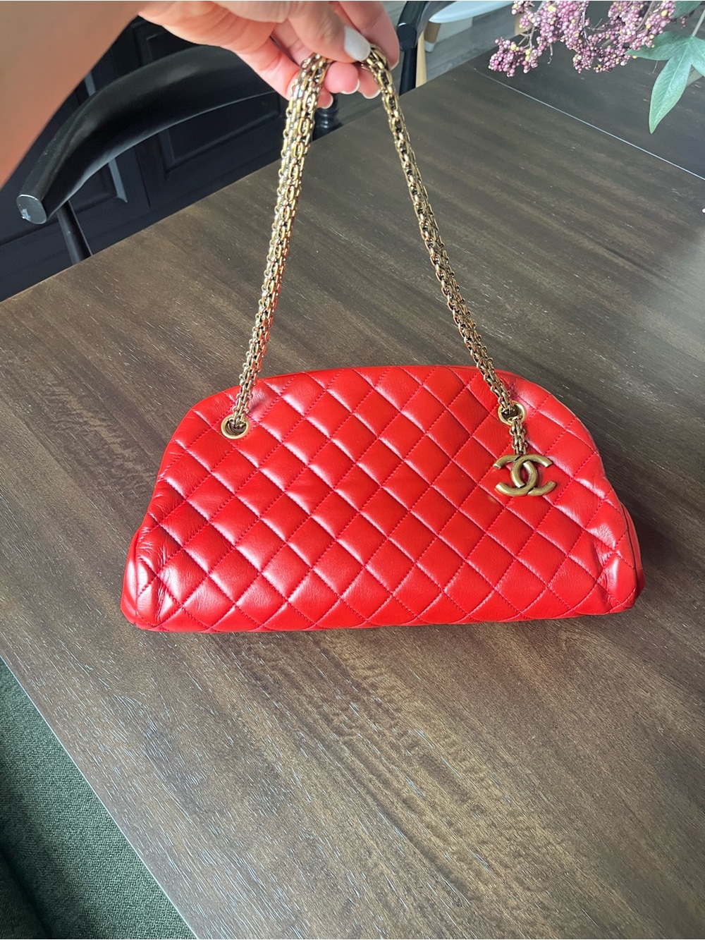 CHANEL Red Quilted Leather Shoulder Bag with Gold Chain and CC Charm